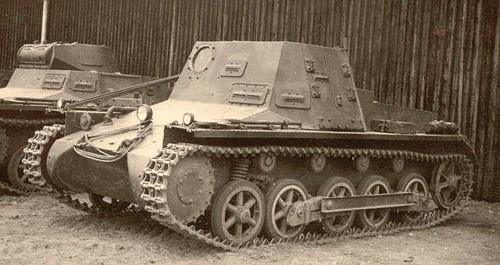 Kl.Pz.Bef.Wg., Sd.Kfz.265 Legion CONDOR Command Tank