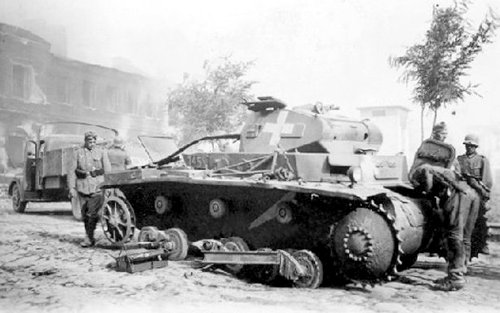 Pz.Kpfw.II Ausf.b, dismounted