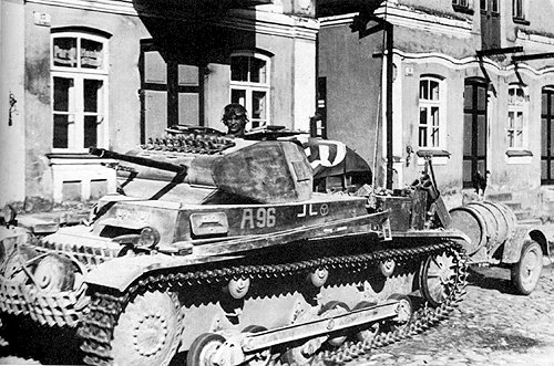 Pz.Kpfw.II Ausf.b with smoke-dischargers Pz.Kpfw.II Ausf.b