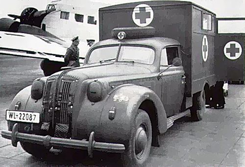 Opel Admiral Ambulance