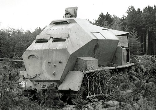 Sd.Kfz.7/3 Feuerleitpanzer fur V-2 Raketen (V-2 Rocket Command Vehicle) title=