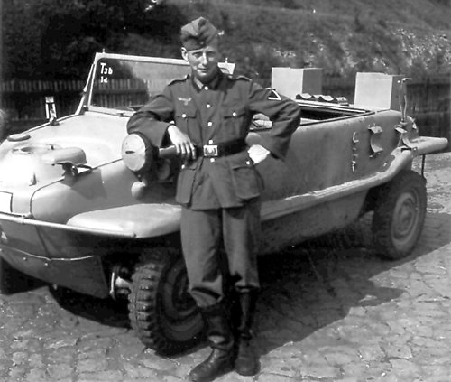 VW Schwimmwagen Sondertyp 129